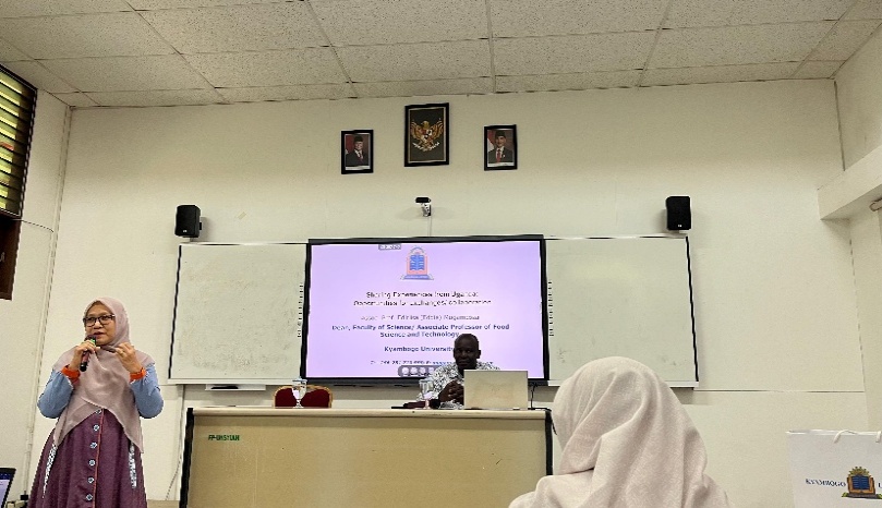 Assoc. Prof. Ediriisa Mugampoza dari Departemen Ilmu dan Teknologi Pangan, Kyambogo University, Uganda Kunjungi Departemen Teknologi Hasil Pertanian FP USK